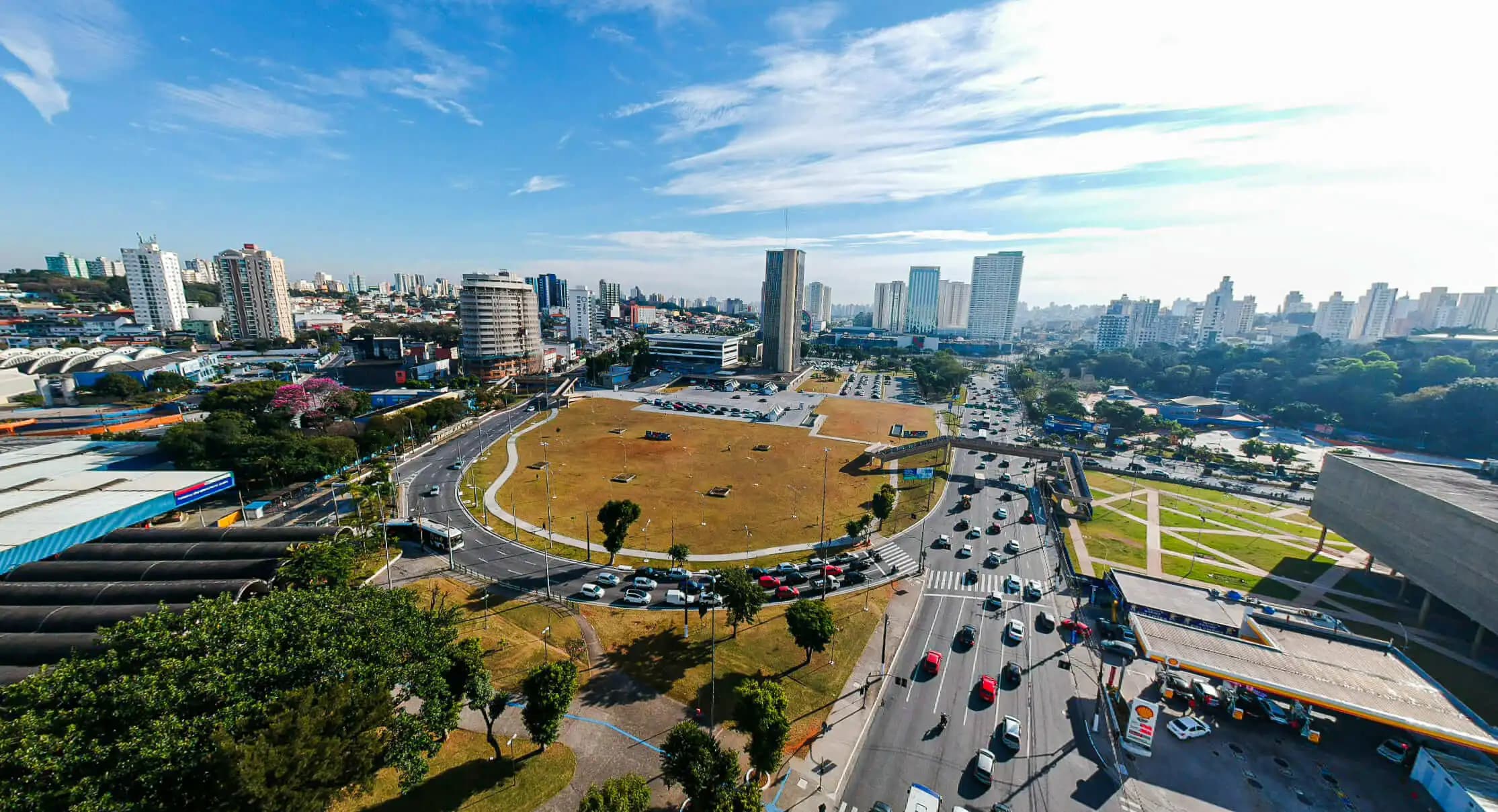 Vista aérea do centro, com o Paço Municipal